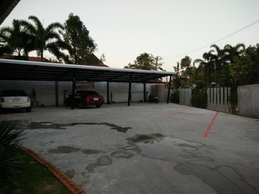 Le Park 23 Boutique Resort Roi Et Exterior foto