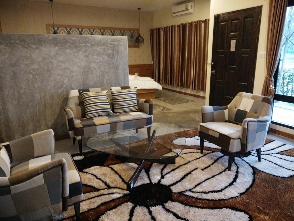 Le Park 23 Boutique Resort Roi Et Exterior foto
